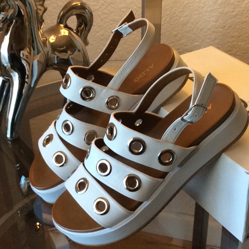 New Aldo genuine leather Sandel platform